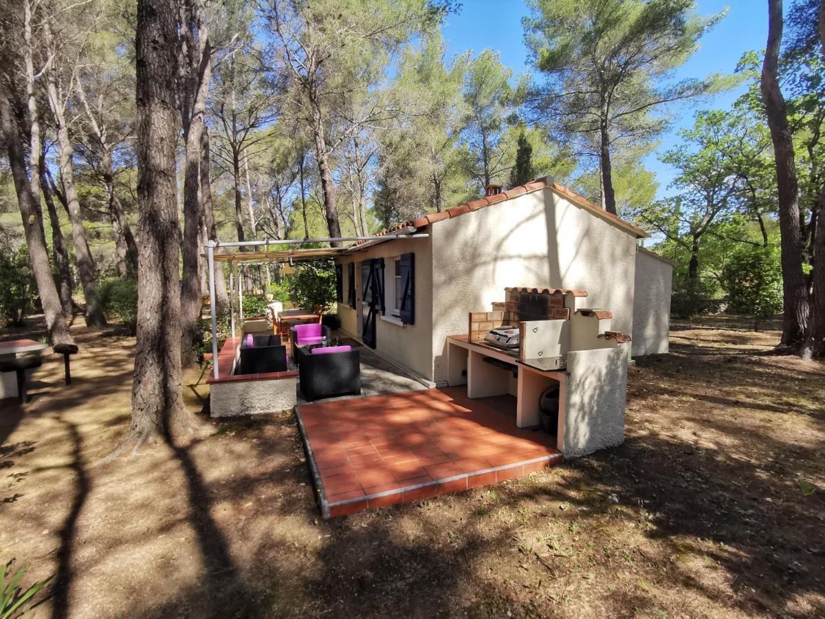Maisonnette En Pleine Nature Le Beausset Εξωτερικό φωτογραφία