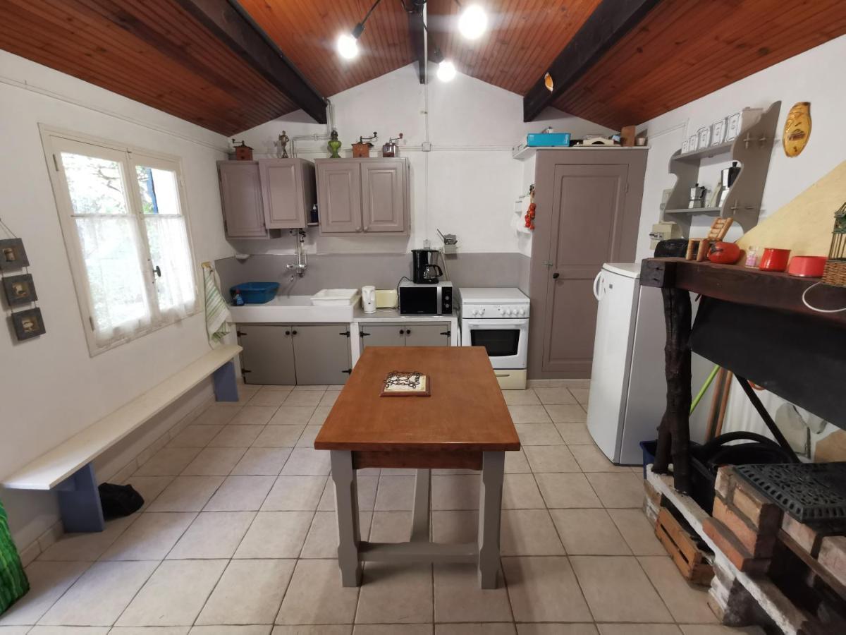 Maisonnette En Pleine Nature Le Beausset Εξωτερικό φωτογραφία